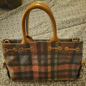 Dooney& Burke Crossroads bag